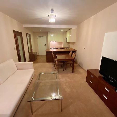 Golden Fish Apartmany Xia Plzen Exterior photo