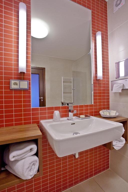 Golden Fish Apartmany Xia Plzen Room photo