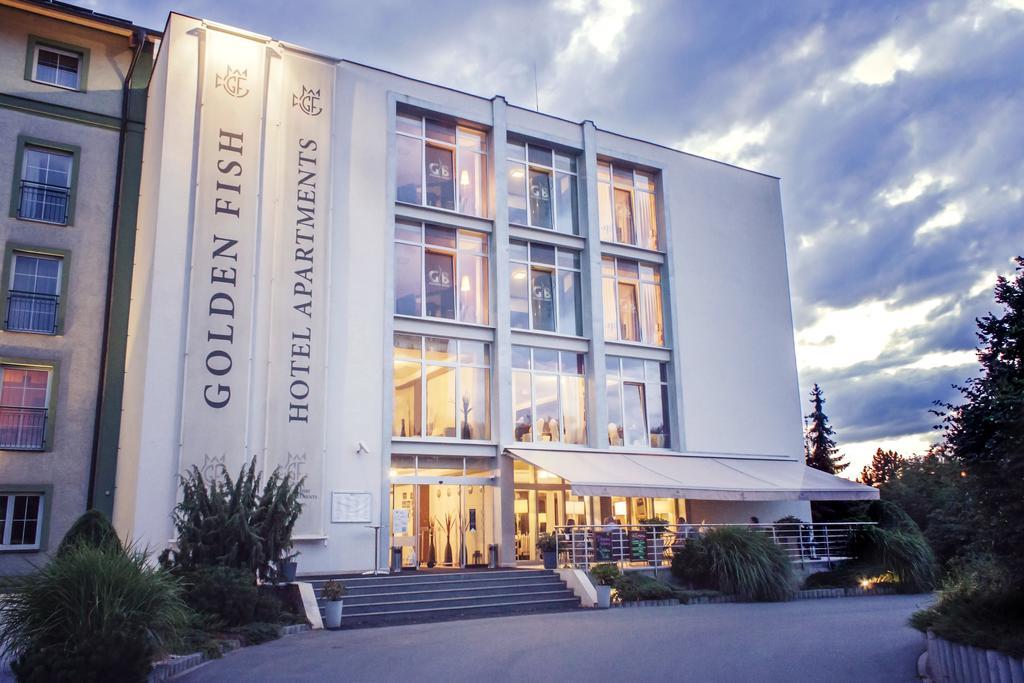 Golden Fish Apartmany Xia Plzen Exterior photo